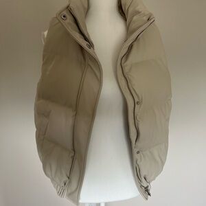 Madden Girl Beige Puffer Vest Size M